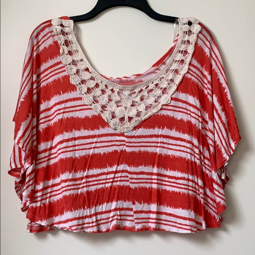 Crop top - Picture 2 of 2